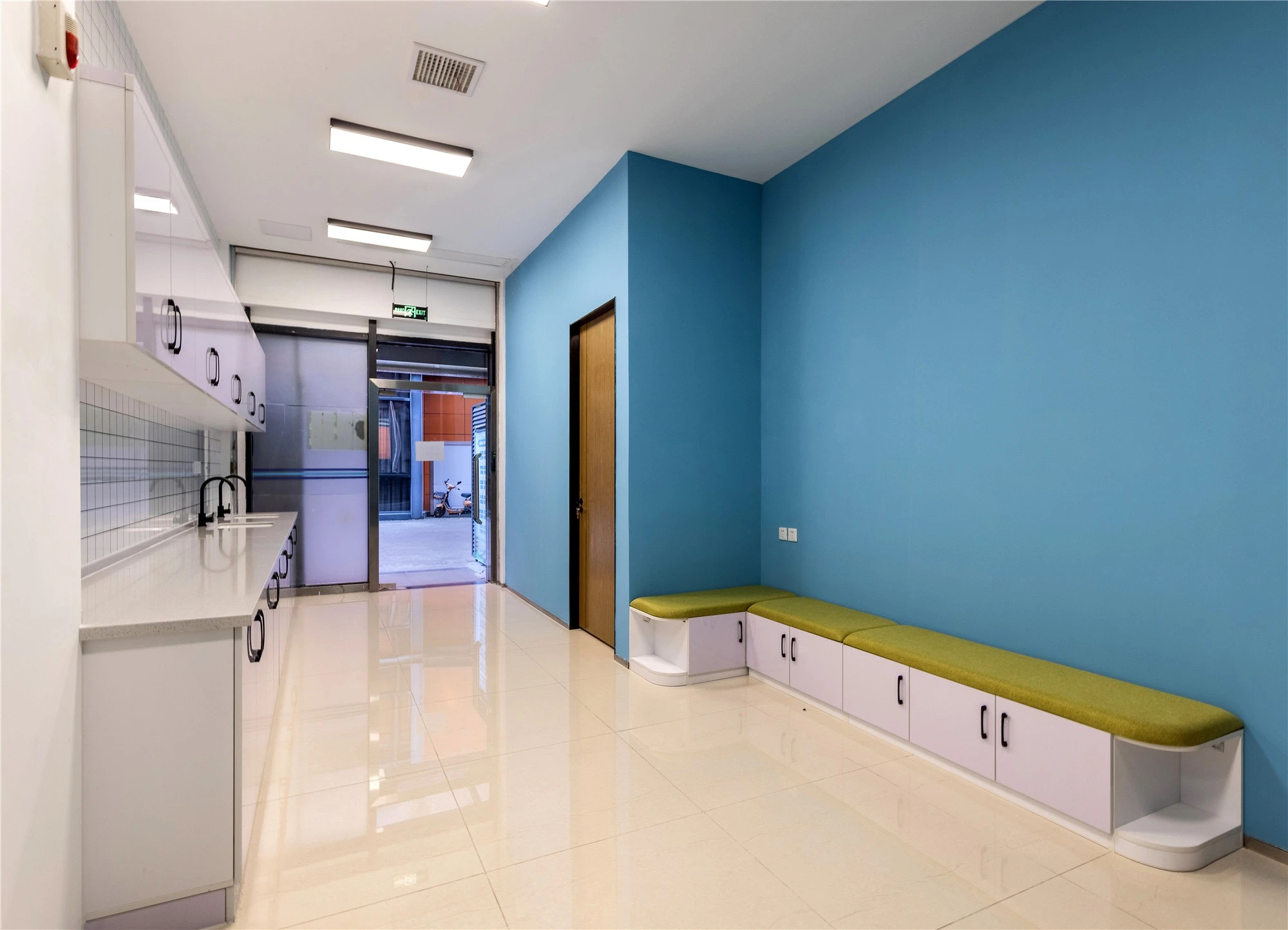 【案例賞析】武漢市車都天然氣營業廳完工實景展示，開放多元，活力共享！(圖8)