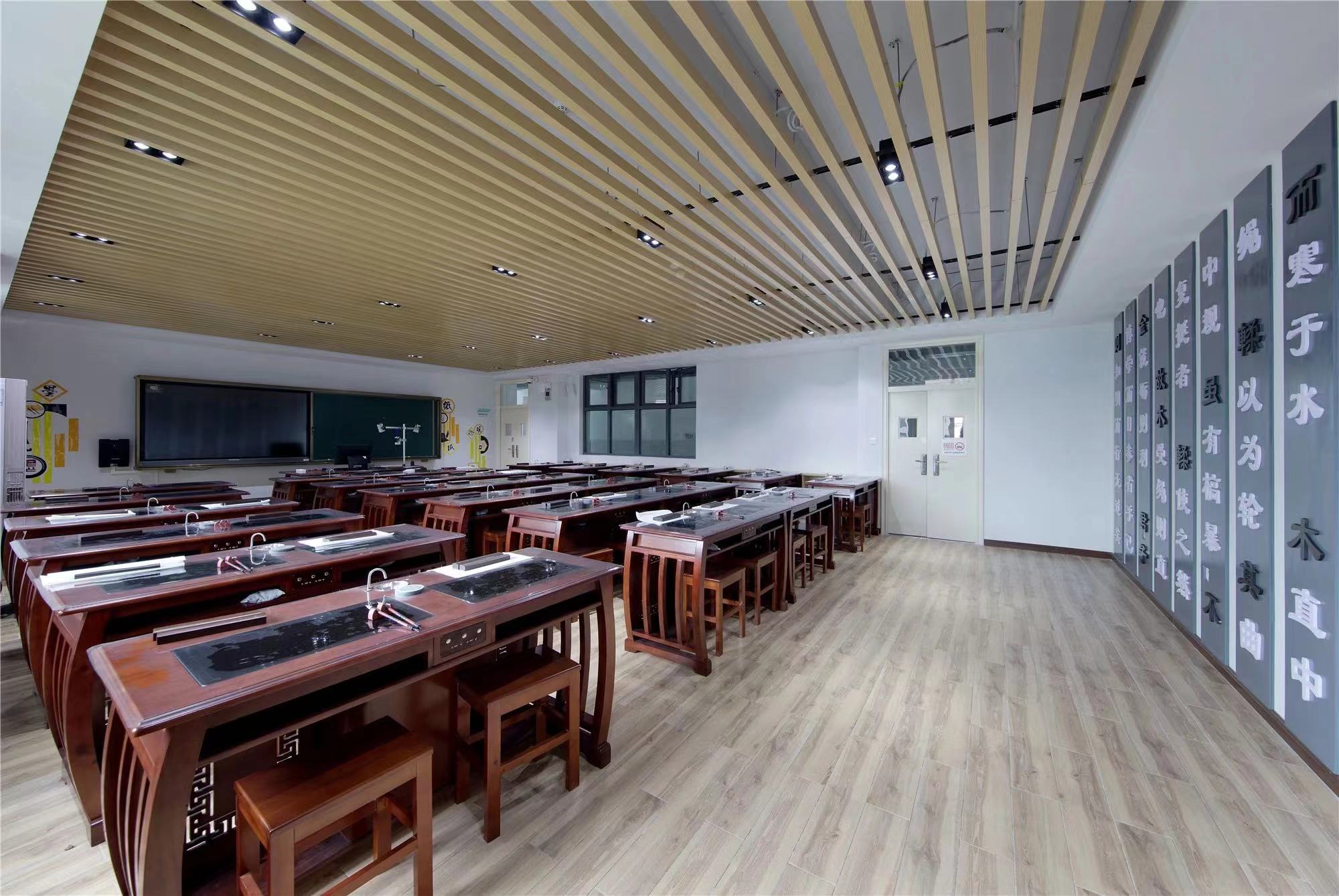 【學(xué)校案例】今泰裝飾在武漢市先后完成了與紅領(lǐng)巾學(xué)校6個(gè)校區(qū)的項(xiàng)目交付!(圖13) 【學(xué)校案例】今泰裝飾在武漢市先后完成了與紅領(lǐng)巾學(xué)校6個(gè)校區(qū)的項(xiàng)目交付!(圖13)