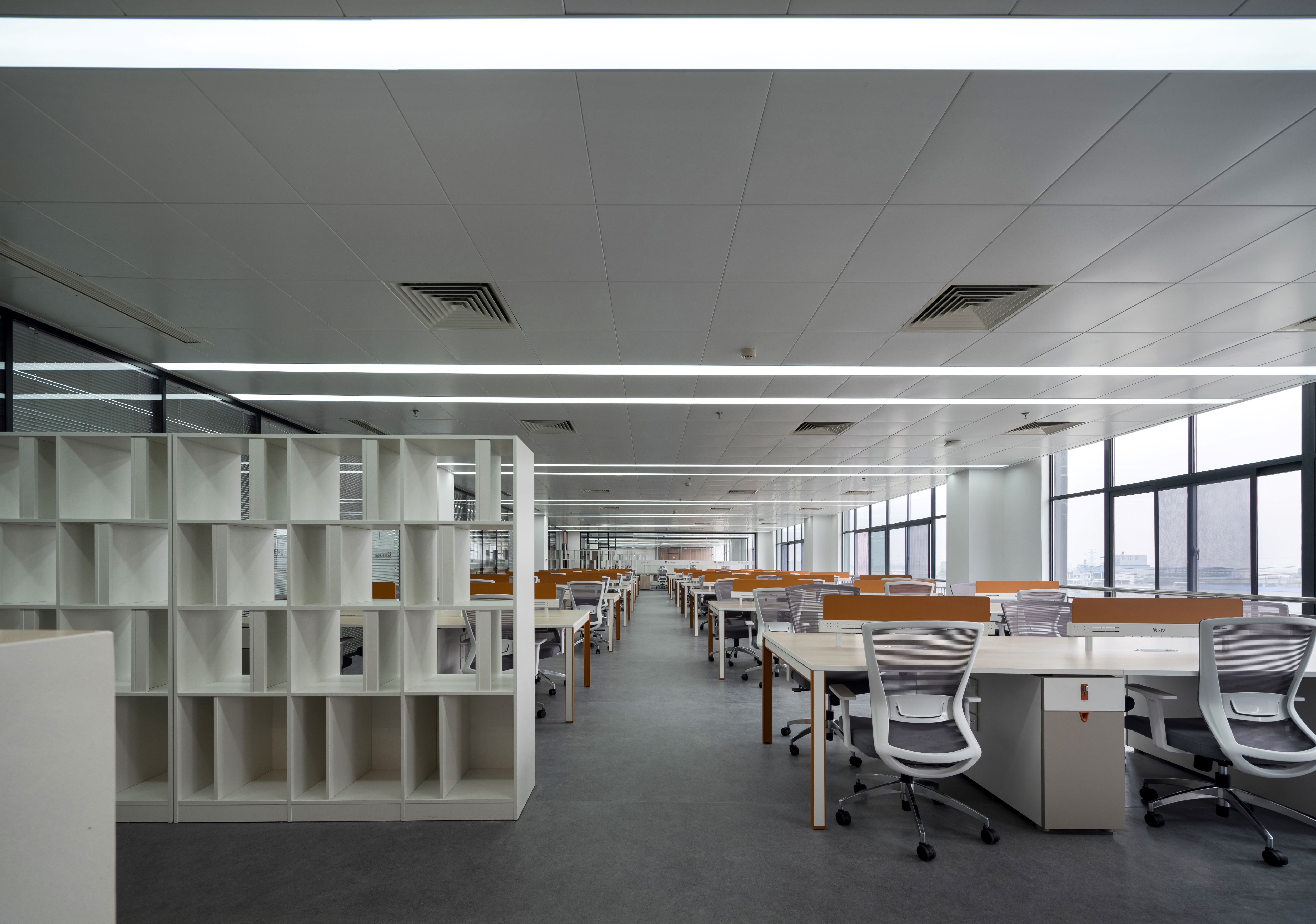 【完工案例】人福醫藥黃岡總部辦公室裝修完工！(圖3)