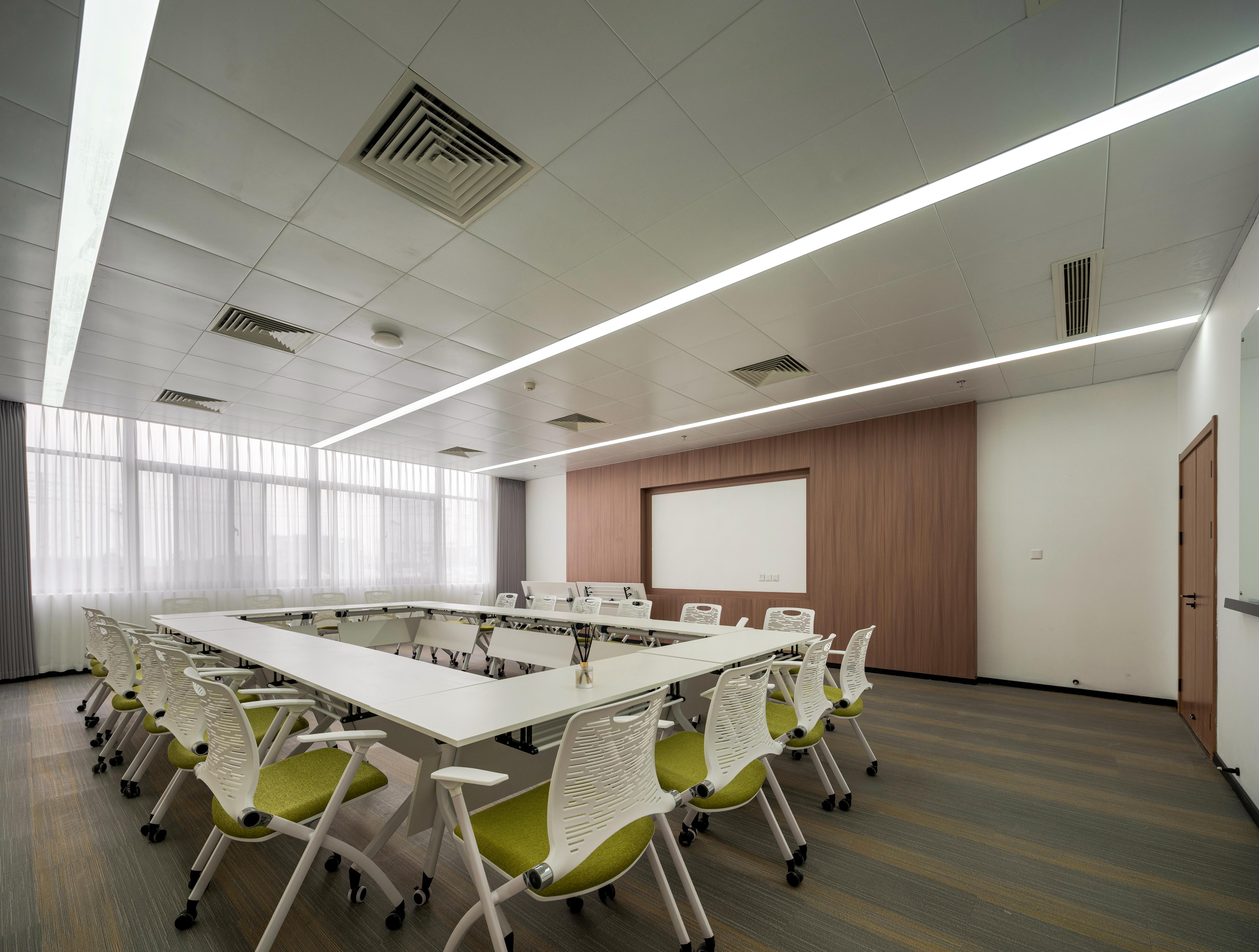 【完工案例】人福醫藥黃岡總部辦公室裝修完工！(圖7)