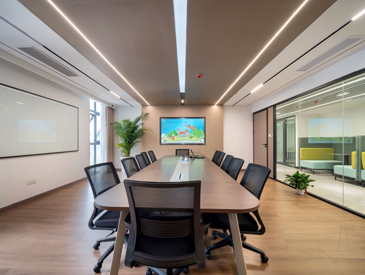 【完工案例】三相電力8000+㎡辦公室裝修項目圓滿交付并投入使用(圖30) 【完工案例】三相電力8000+㎡辦公室裝修項目圓滿交付并投入使用(圖30)